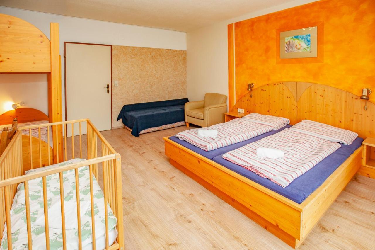 Kinderhotel Schneekonig Patergassen Exterior photo